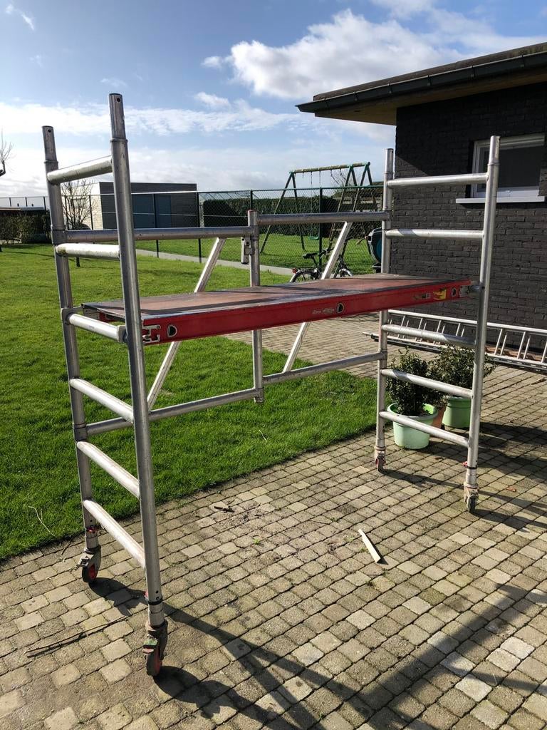 Rolstelling te huur, Ophalen, Zo goed als nieuw, Rolsteiger of Kamersteiger, 2 tot 5 meter