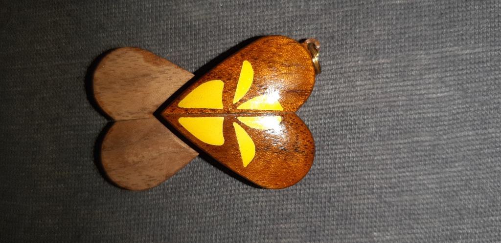 Unieke houten medaillon + foto, film Illusionist, Handtassen en Accessoires, Ophalen, Overige materialen, Overige typen