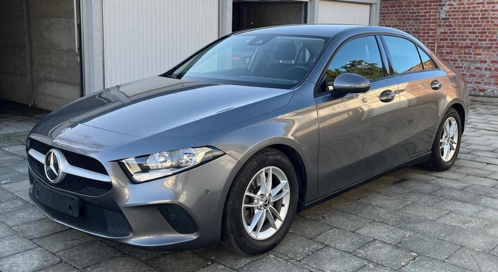 Mercedes A 200 Berline Benzine - Bj: 2021 - BTW wagen, Auto's, Voorwielaandrijving, 4 deurs, 4 cilinders, 120 kW