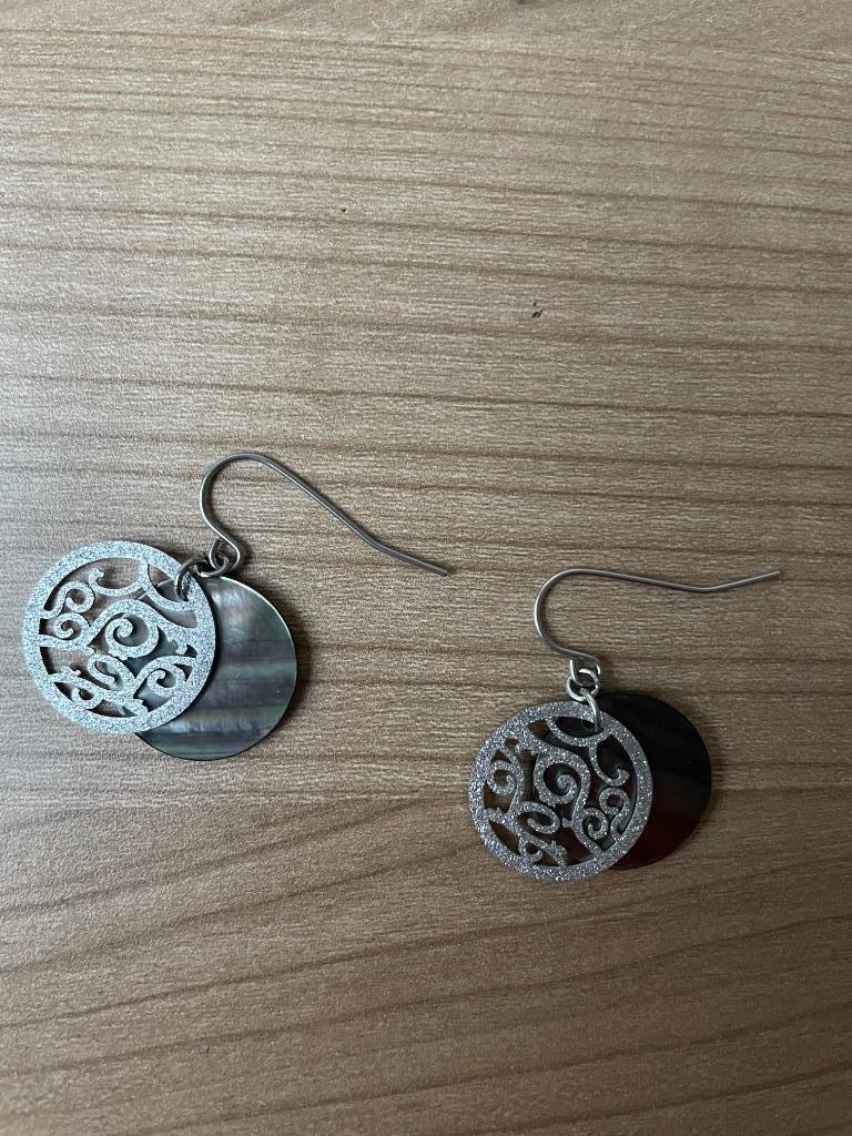 Oorbellen, Ophalen, Overige materialen, Hangers, Nieuw