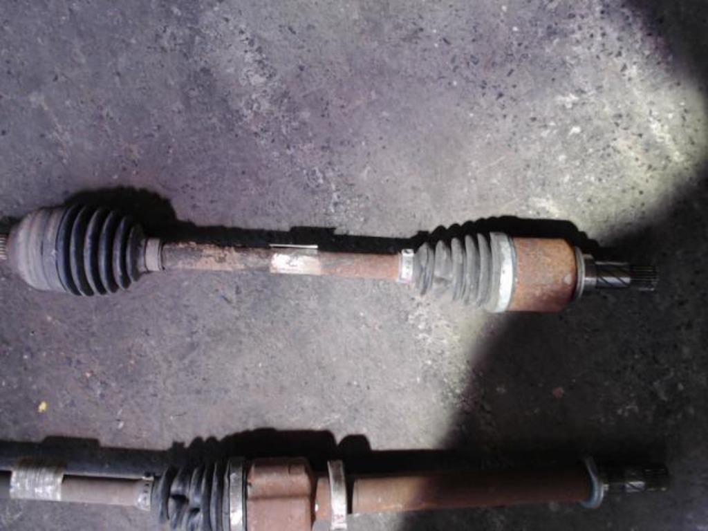Cardan gauche Renault Clio 3 1.5DCi 66kw 2009-2014 LP/13782, Ophalen of Verzenden, Gebruikt, Renault
