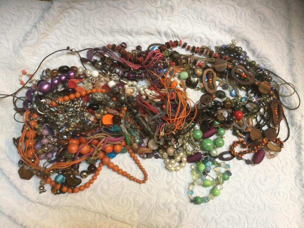 sieraden , halssnoeren, kettingen,..., Bijoux, Sacs & Beauté, Enlèvement, Autres matériaux, Autres types