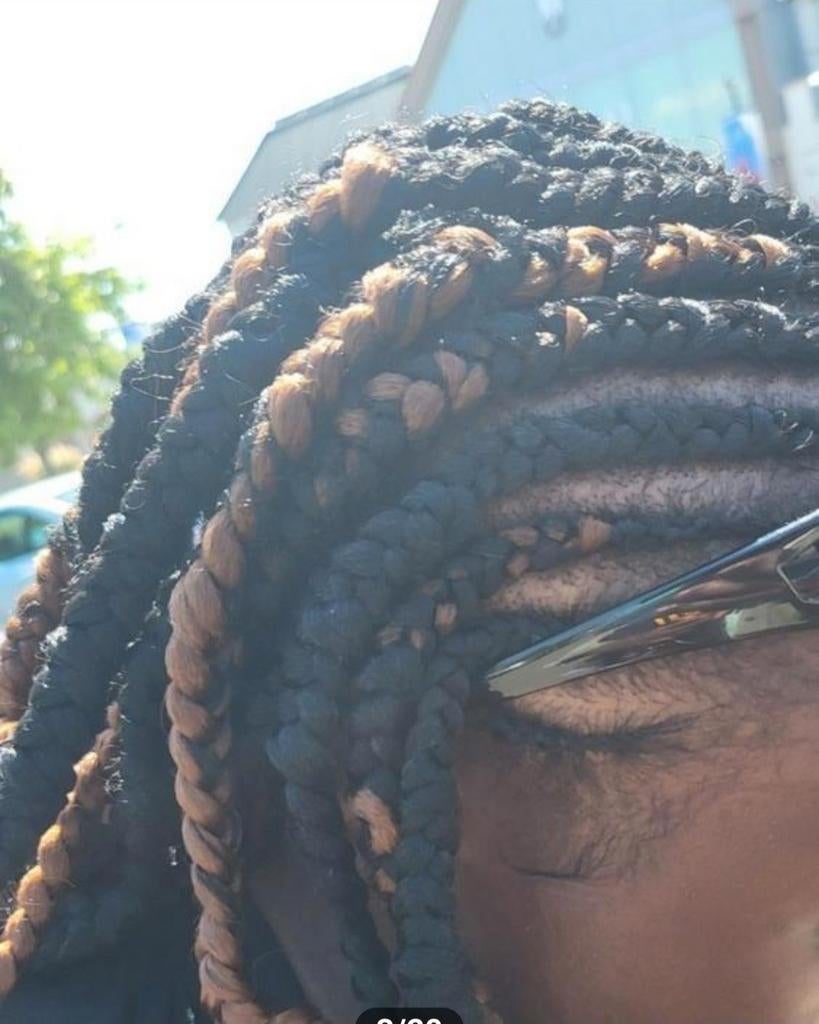 Coiffeuse à domicile ou chez moi retouche looks pose lace wi, Enlèvement ou Envoi