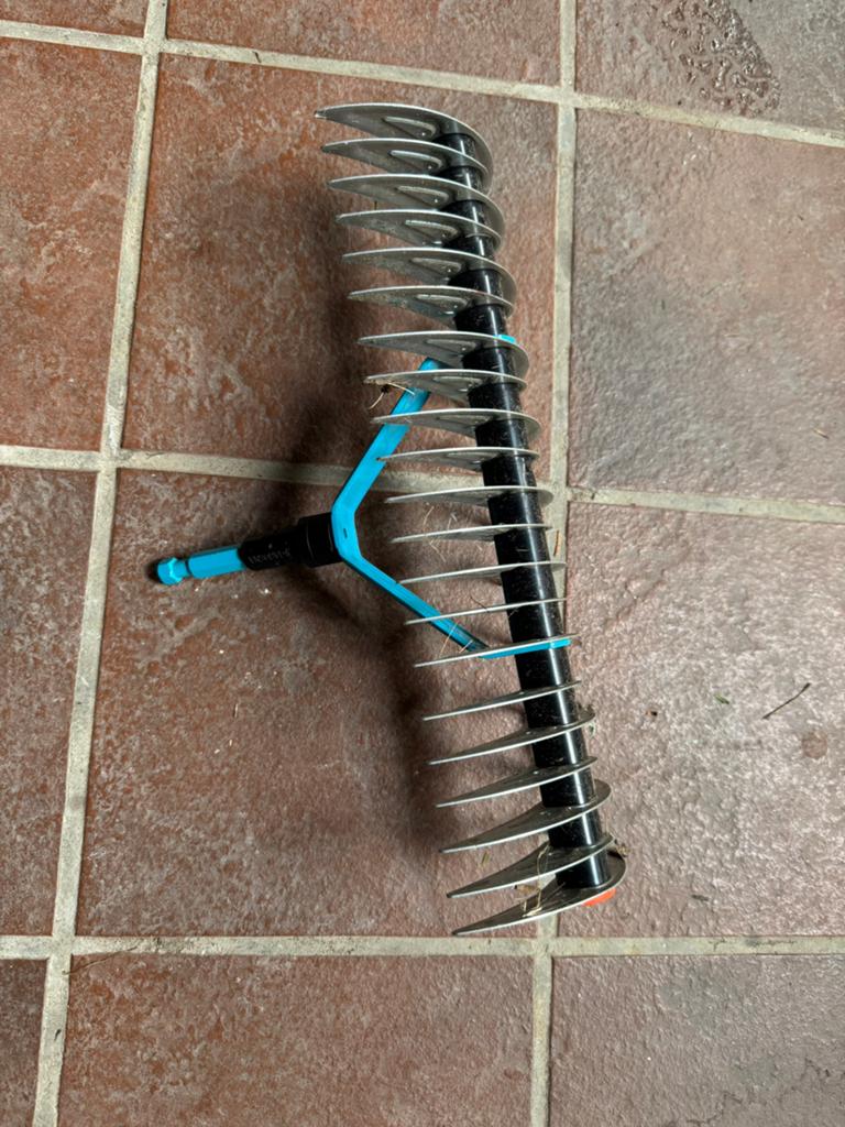 Gardena - Verticuteerhark, Tuin en Terras, Hand-tuingereedschap, Ophalen, Zo goed als nieuw