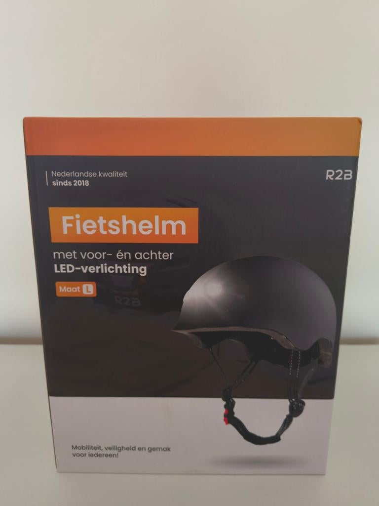 R2B Fietshelm met LED-verlichting (Maat L: 56-60 cm), Verzenden, Zo goed als nieuw, Large, R2B