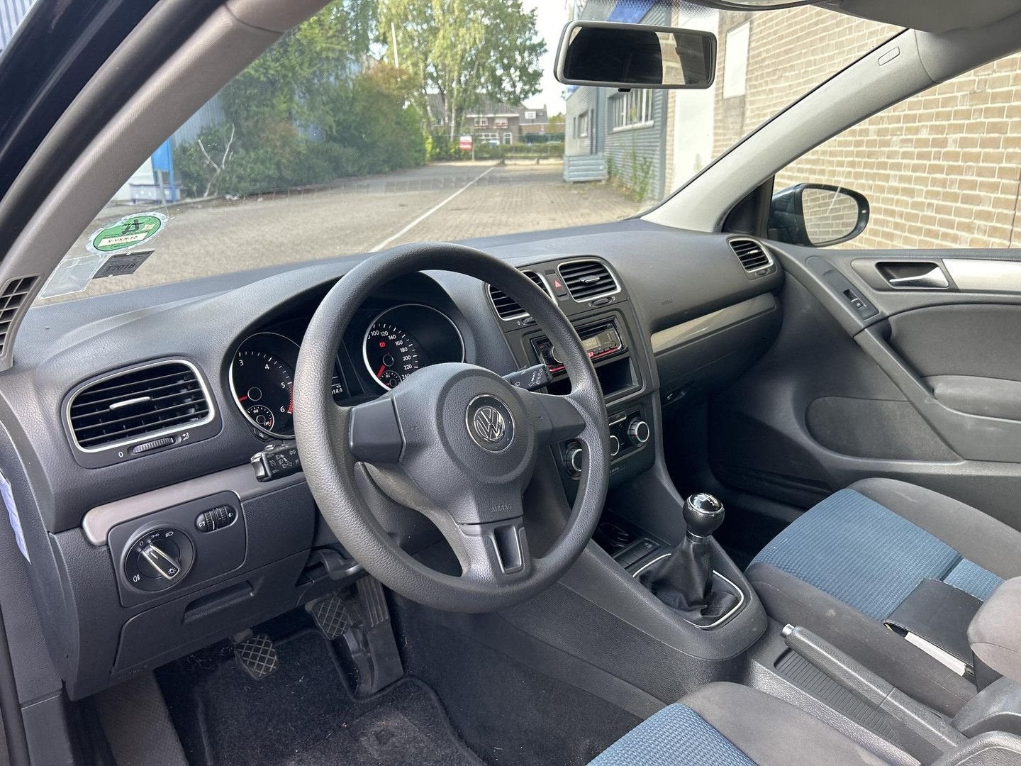 Volkswagen Golf 1.6 TDI BlueMotion | climatisation | attache, Argent ou Gris, Achat, Electronic Stability Program (ESP), Entreprise