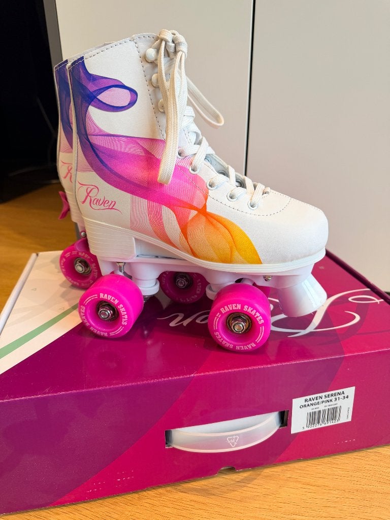 Patins à roulettes / Roller Skates fille - réglables 31 à 34, Réglable, Comme neuf, Enlèvement, Roues ou Roulements