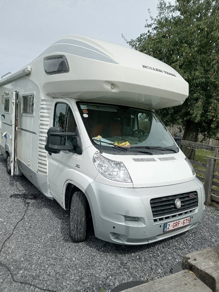 Camping car seulement 65000 3 litres 160 cv, Caravanes & Camping, Camping-cars, Autres marques, Roue de secours, Toilette à cassette
