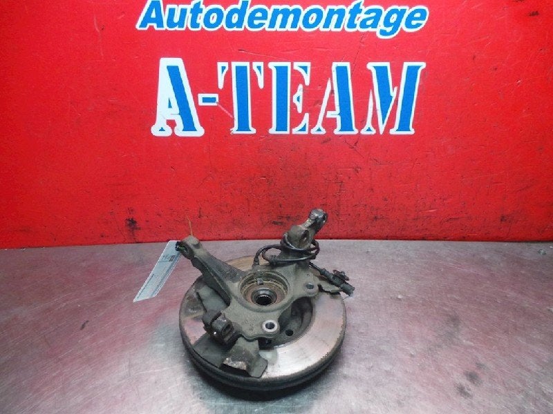 FUSEE AVANT GAUCHE Opel Corsa D (01-2006/12-2014), Utilisé, Opel