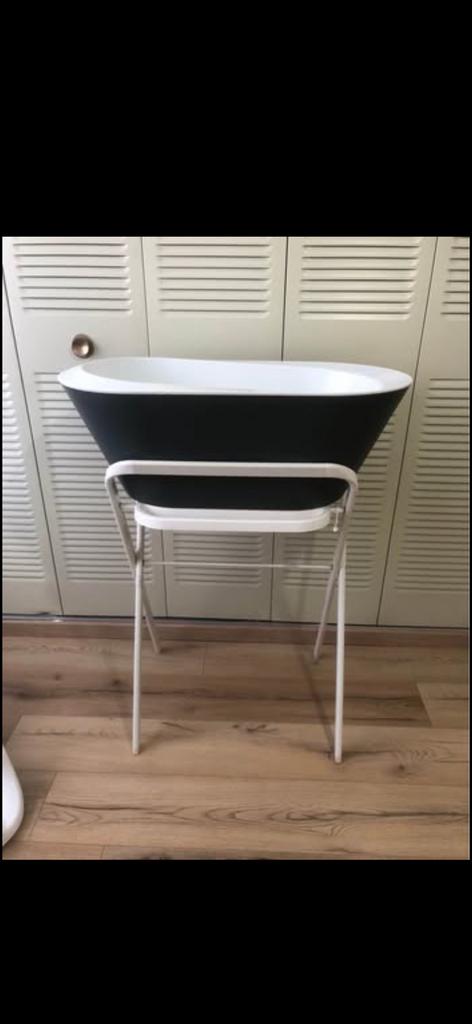 Baignoire bébé sur pied, Enfants & Bébés, Enlèvement, Comme neuf, Baignoire