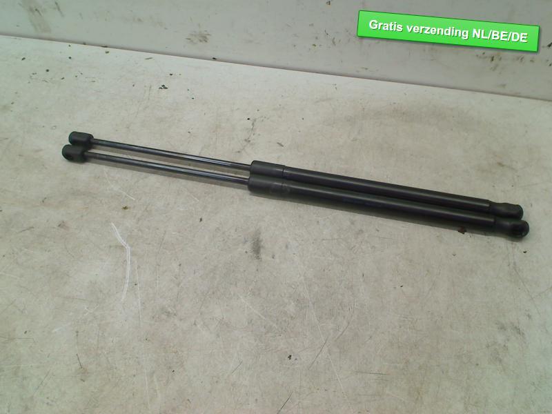 VERIN A GAZ ENSEMBLE ARRIÈRE Eos (1F7 / F8) (1Q0827550A), Utilisé, De Bloemendaal 21 21
5221 EB  'S HERTOGENBOSCH, NL, Info@123Parts.nl