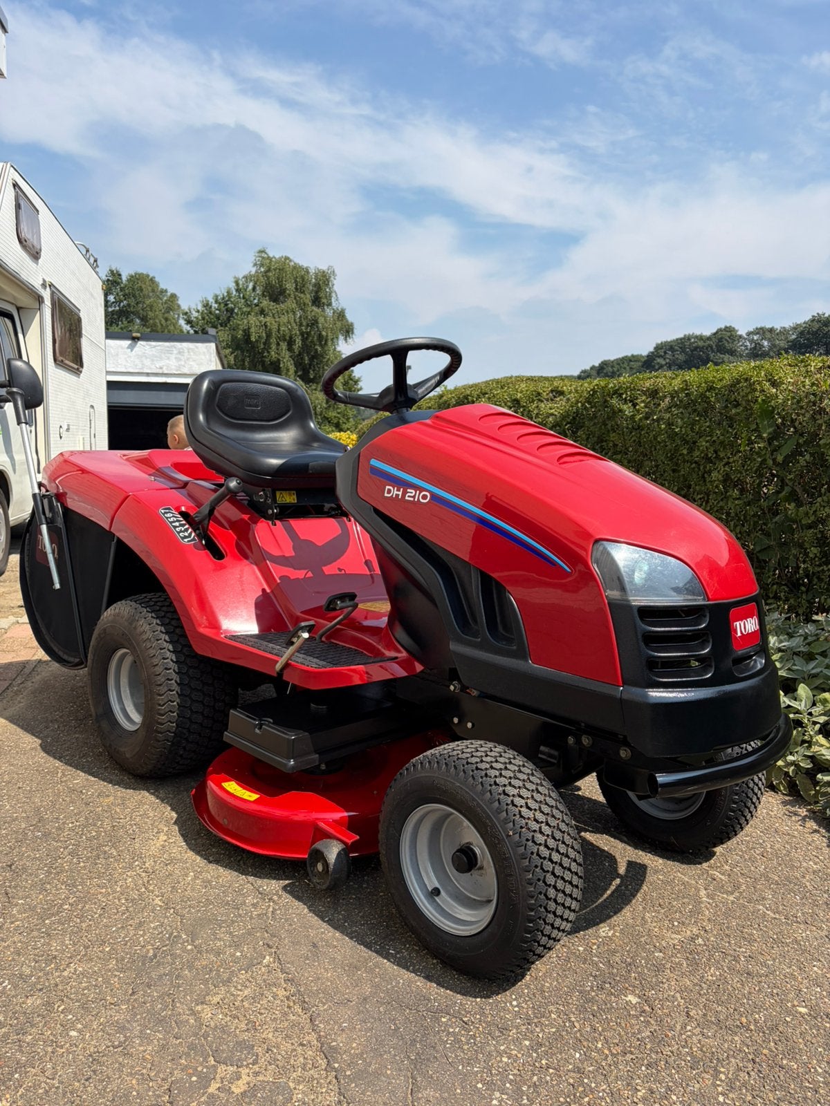Zitmaaier Toro DH210 mulching/hydrostatic, Tuin en Terras, Ophalen, Zo goed als nieuw, Opvangbak, 90 tot 120 cm