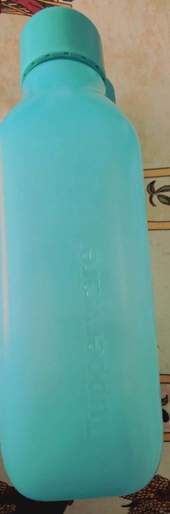 Bouteille Tupperware Eco 0.5 l de couleur turquoise, Envoi, Comme neuf, Bleu, Autres types