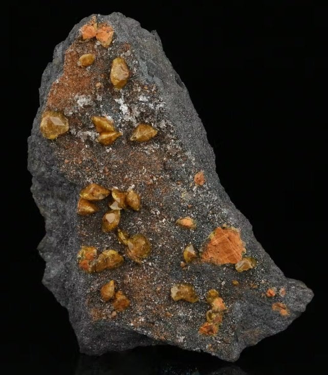 STURMANIET kristallen uit de N'Chwaning II mijn, Zuid-Afrika, Ophalen of Verzenden, Mineraal