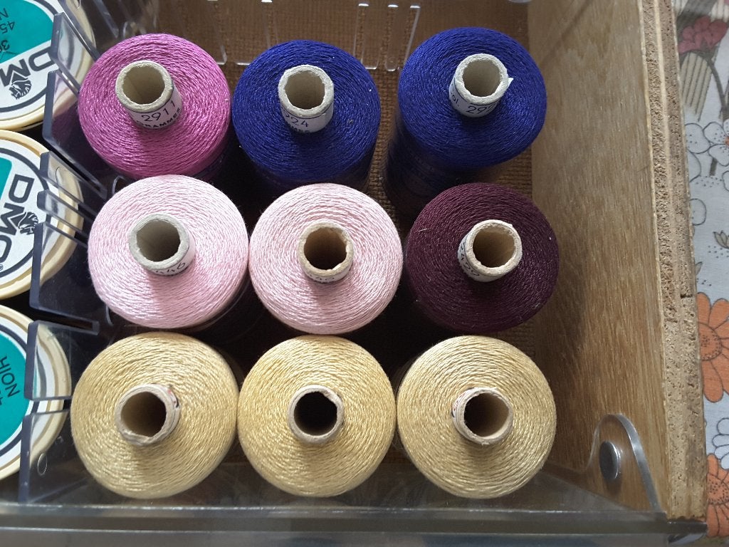 fil lustré au croissant Thiriez 140 - 25 gr., Enlèvement ou Envoi, Neuf, Fil ou Aiguille(s)