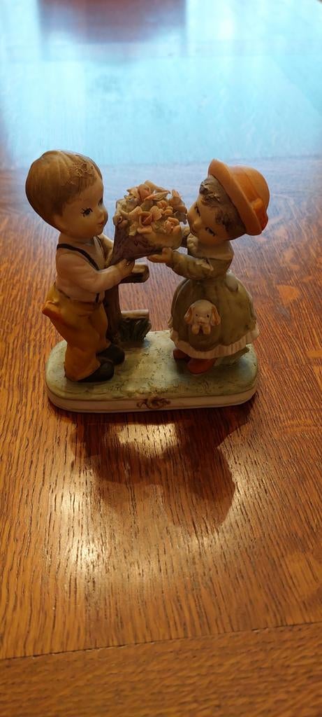 Figurines en porcelaine, Enlèvement