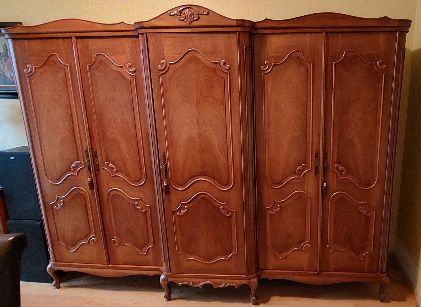 slaapkamer :bed ,nachtkastjes,kleerkast, commode makeuptafel, Huis en Inrichting, Ophalen, Gebruikt, Tweepersoons, Stevige slaapkamer