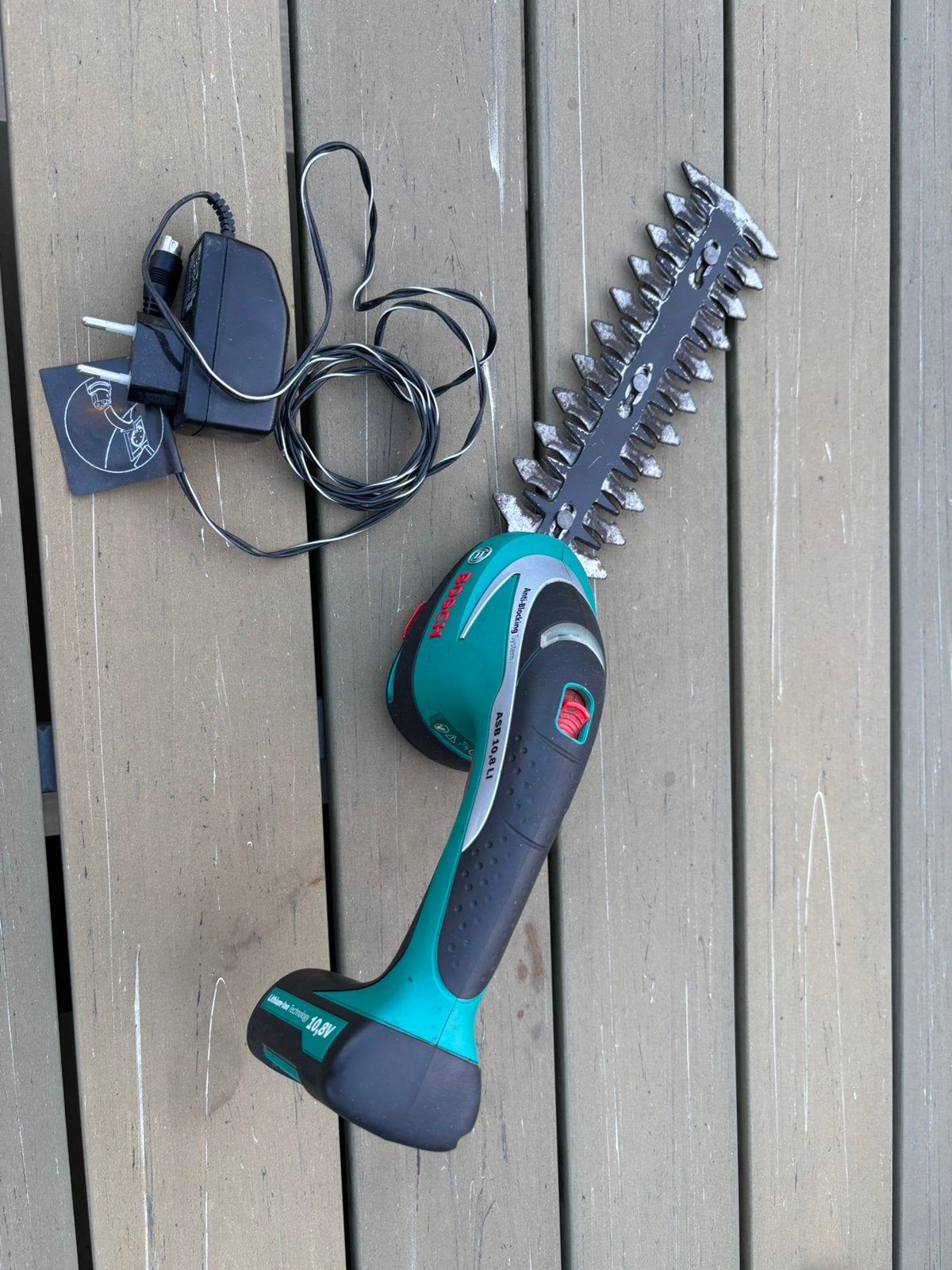 Buxusheggenschaar Bosch, Tuin en Terras, Ophalen of Verzenden, Gebruikt, Accu
