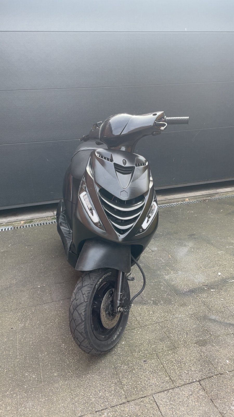 PIAGGIO ZIP 70 cc START NIET A KLASSE DEEL 1 EN 2 AANWEZIG, Fietsen en Brommers, Ophalen, Gebruikt