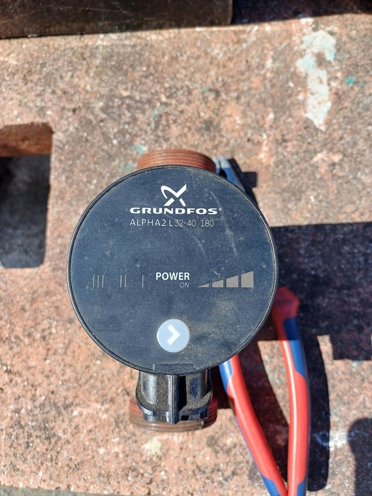 Pomp grundfos alpha 2 32-40-180, Enlèvement ou Envoi