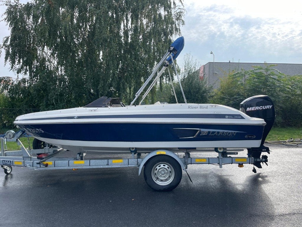 Larson LX 620 Bowrider – Mercury 60pk, Gebruikt, Buitenboordmotor, Polyester, Speedboot
