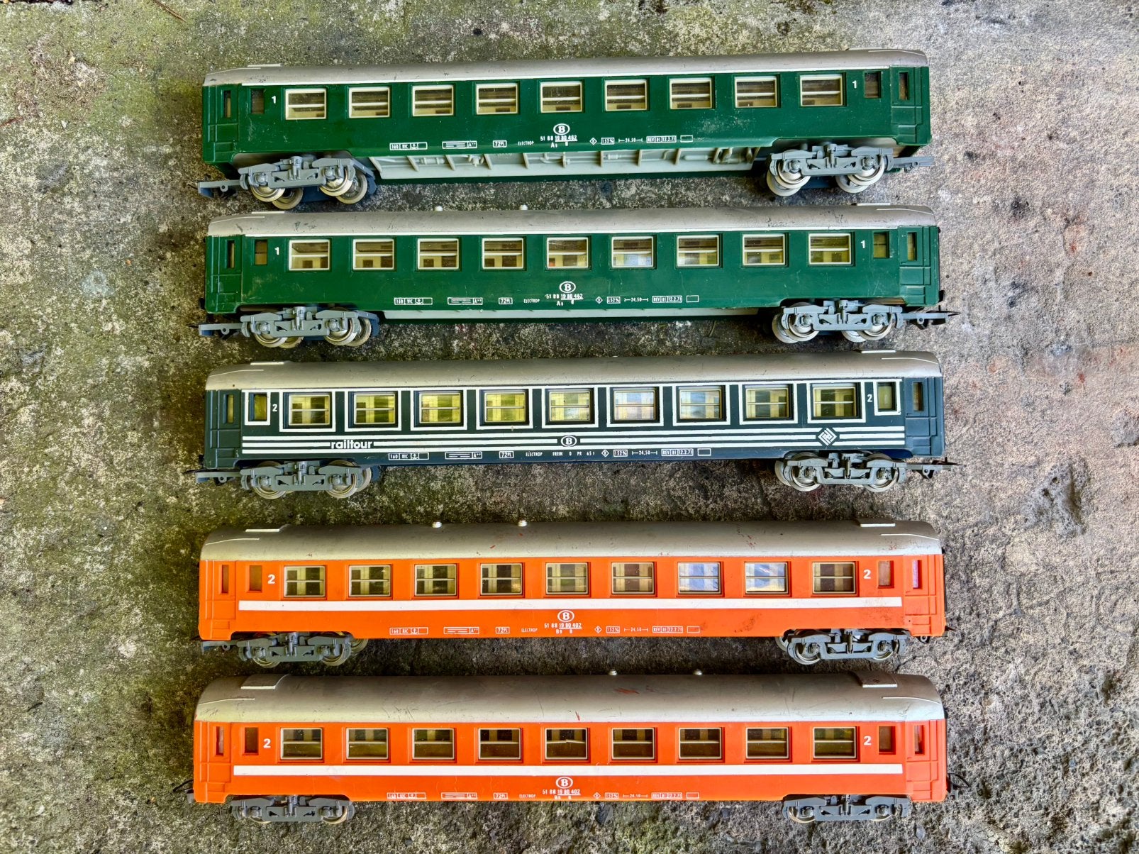 5 wagons SNCB Jouef HO, Hobby & Loisirs créatifs, Trains miniatures | HO, Enlèvement ou Envoi, Comme neuf, Jouef