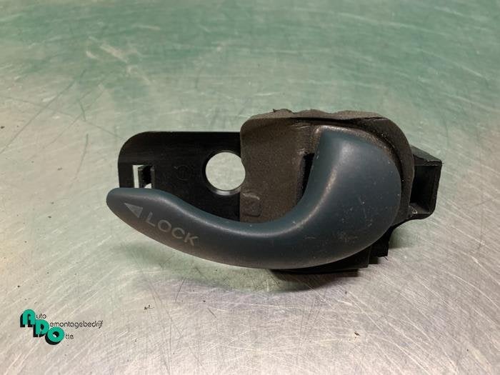 Poignée portière 2portes droite d'un Fiat Doblo (Doblo 00-, -, 3 mois de garantie, Utilisé, Fiat