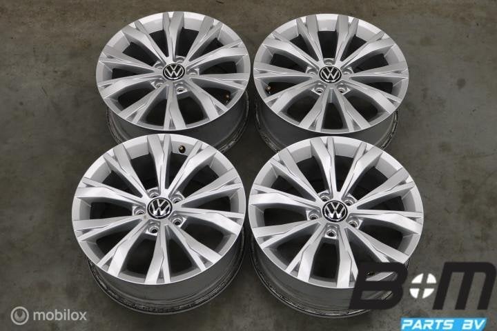 ORIGINEEL! 17 inch velgen Audi VW Tiguan 5NA! 5NA601025, Véhicule de tourisme, 17 pouces, Utilisé, Jante(s)