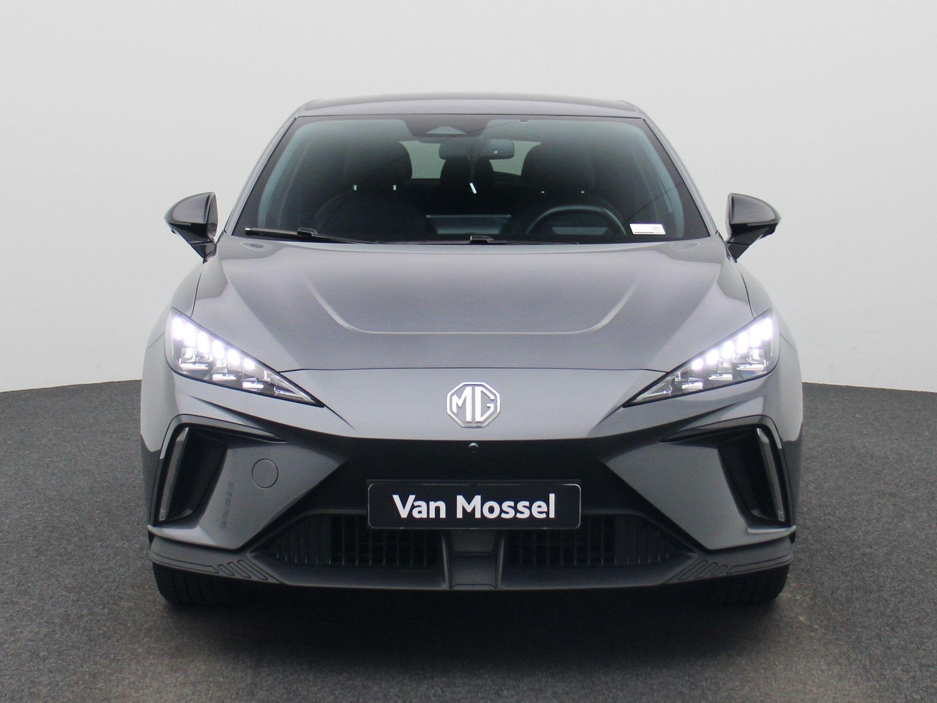 MG MG4 64 kWh Luxury SOH 95.9%| CAMERA | CARPLAY | NAVI, Auto's, Automaat, Gebruikt, 1675 kg, 5 zetels