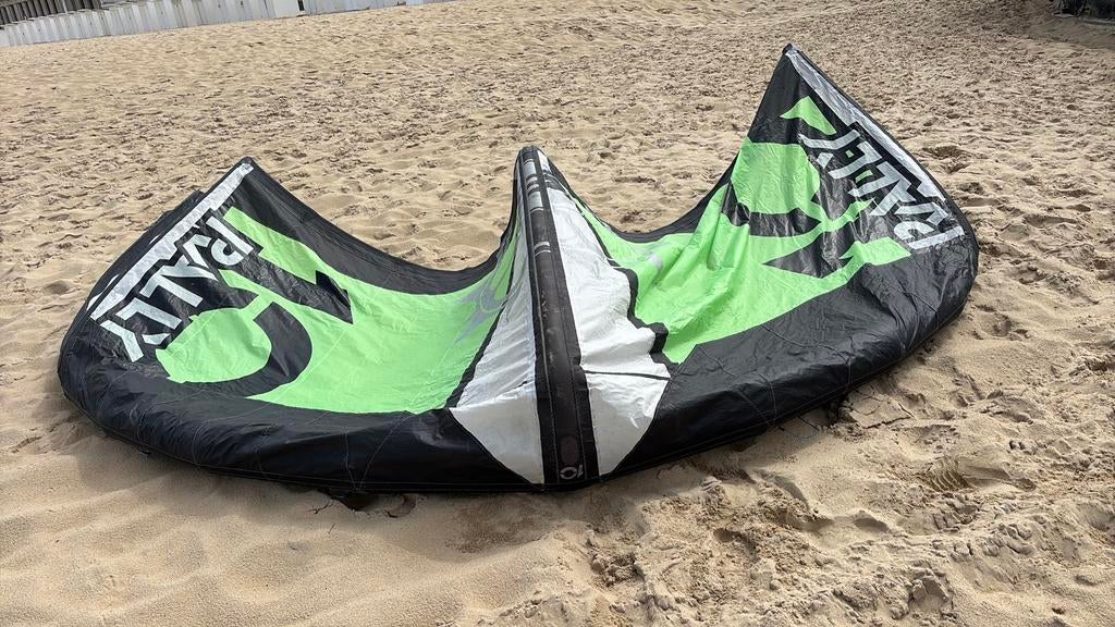 Slingshot rally 10, Watersport en Boten, Ophalen, Gebruikt