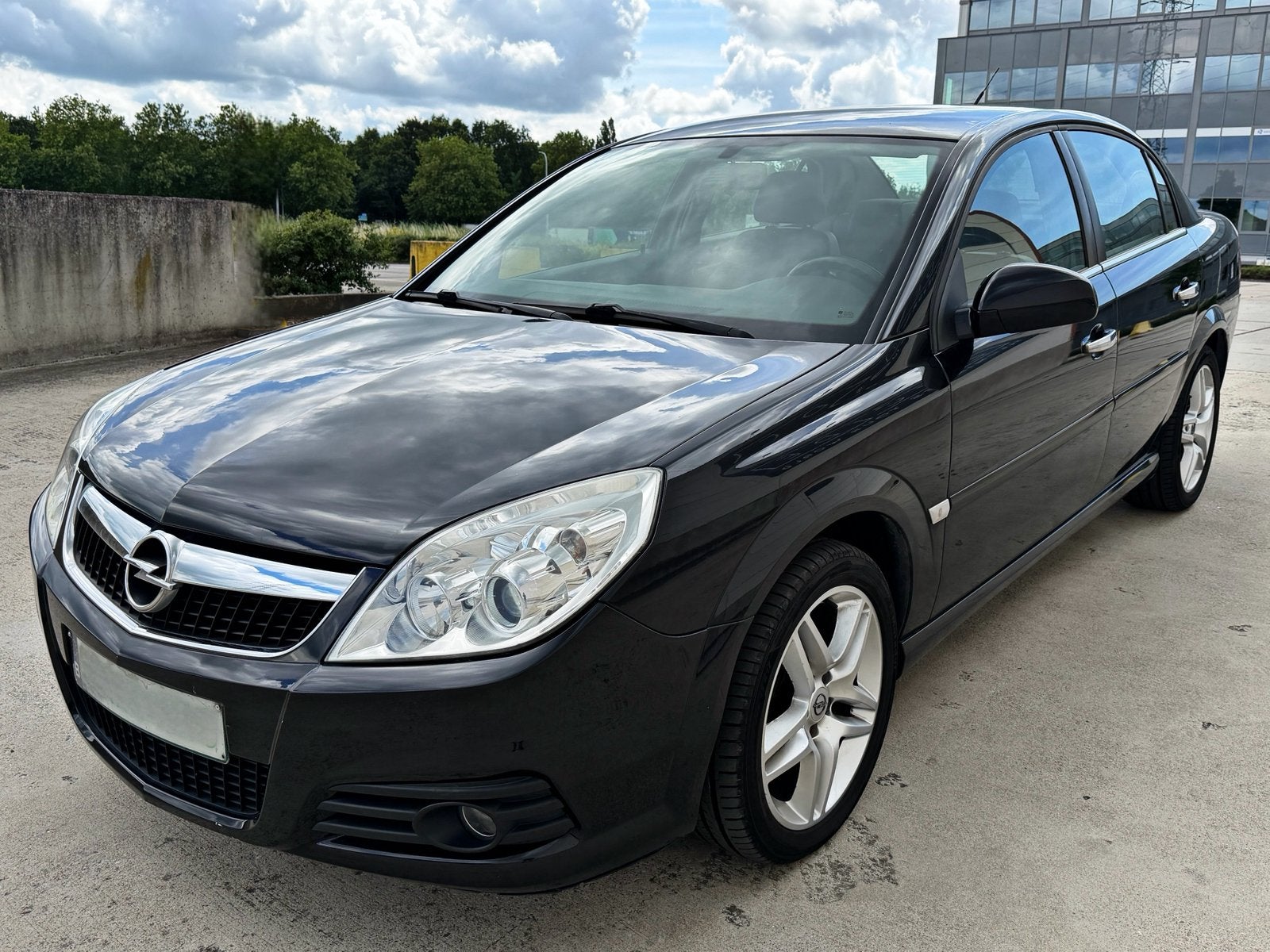 Opel Vectra 2.2i Automaat - 87.000km - Cosmo - Gekeurd Vvk, 4 deurs, 114 kW, Zwart, 4 cilinders