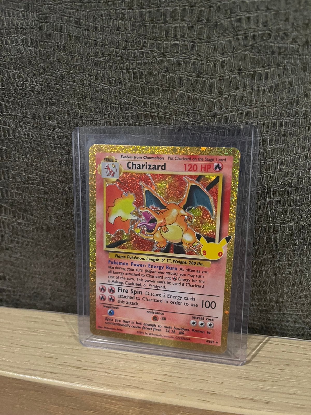 Charizard 4/102 30th Celebration, Hobby en Vrije tijd, Ophalen, Nieuw