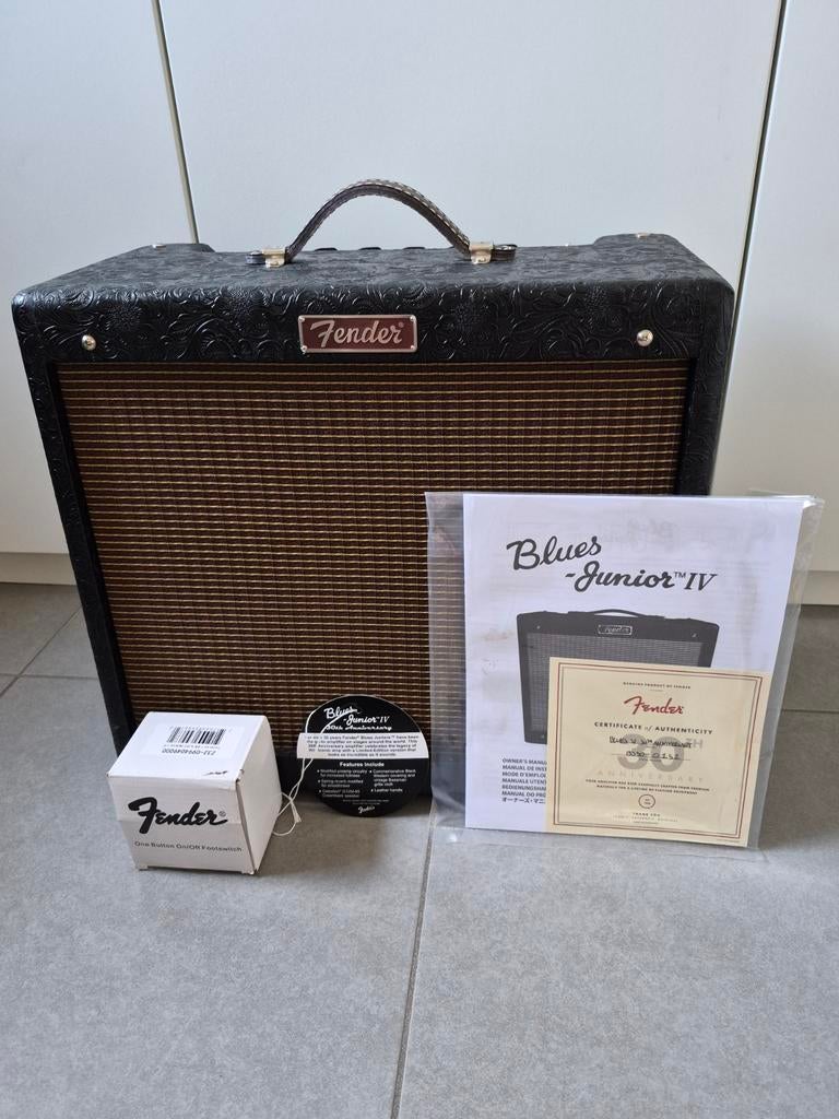 Fender Blues Junior fête ses 30 ans, Musique & Instruments, Amplis | Basse & Guitare, Enlèvement, Neuf, Guitare, Moins de 50 watts