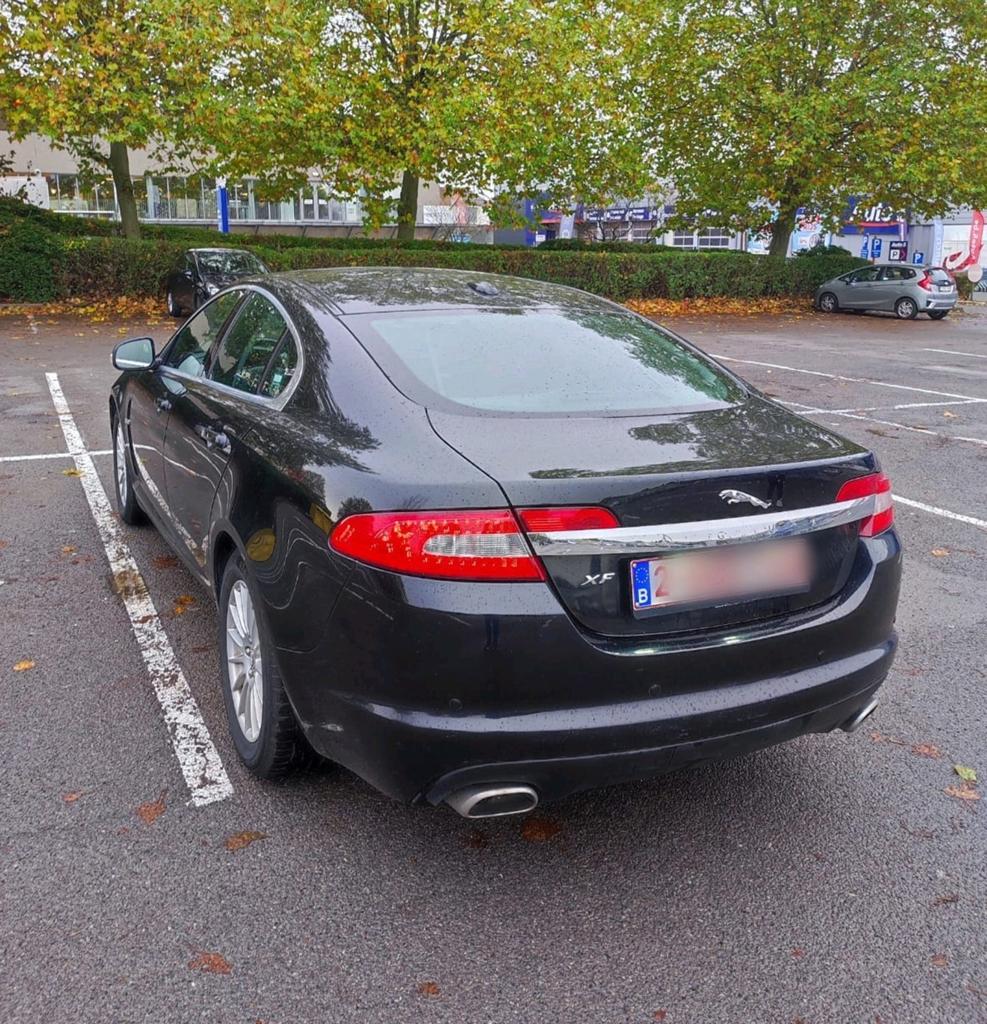 Jaguar XF 2.7 207cv V6 Diesel, prête à immatriculer, CT OK, Auto's, Automaat, Achterwielaandrijving, Zwart, Zwart