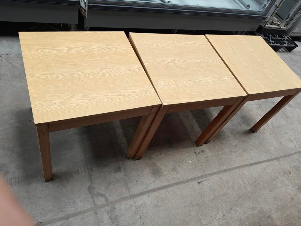 3 houten tafels 70x70x74cm, Ophalen, Gebruikt, 50 tot 100 cm, 50 tot 100 cm