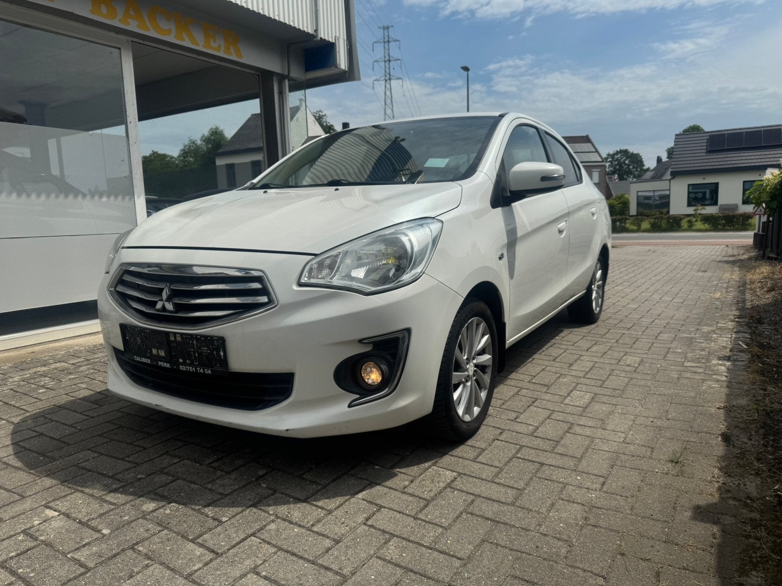 Mitsubishi Attrage 1.2 - BENZINE - AIRCO - 148.000 km - 2016, Auto's, Mitsubishi, Euro 5, Stof, Overige modellen, 1198 cc