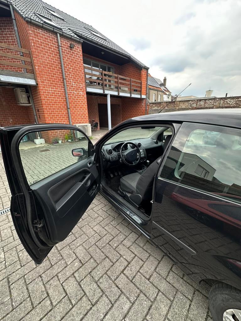 Ford te koop met keuring, Auto's, Euro 5, Stof, Zwart, Zwart