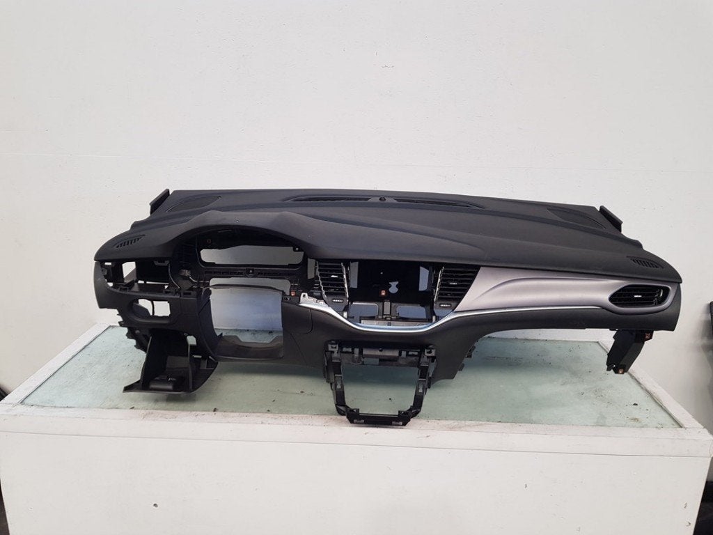 TABLEAU DE BORD Opel Astra K Sports Tourer (07-2014/12-2022), Autos : Pièces & Accessoires, Utilisé, Opel