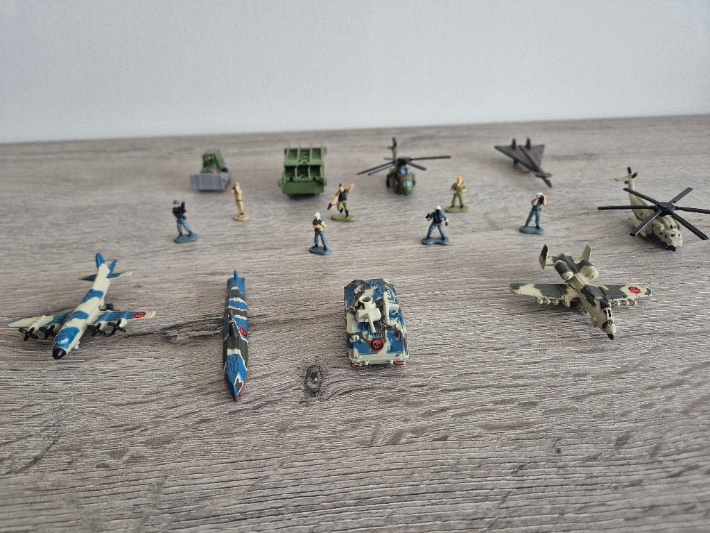Micro Machines Military, Collections, Enlèvement ou Envoi, Utilisé