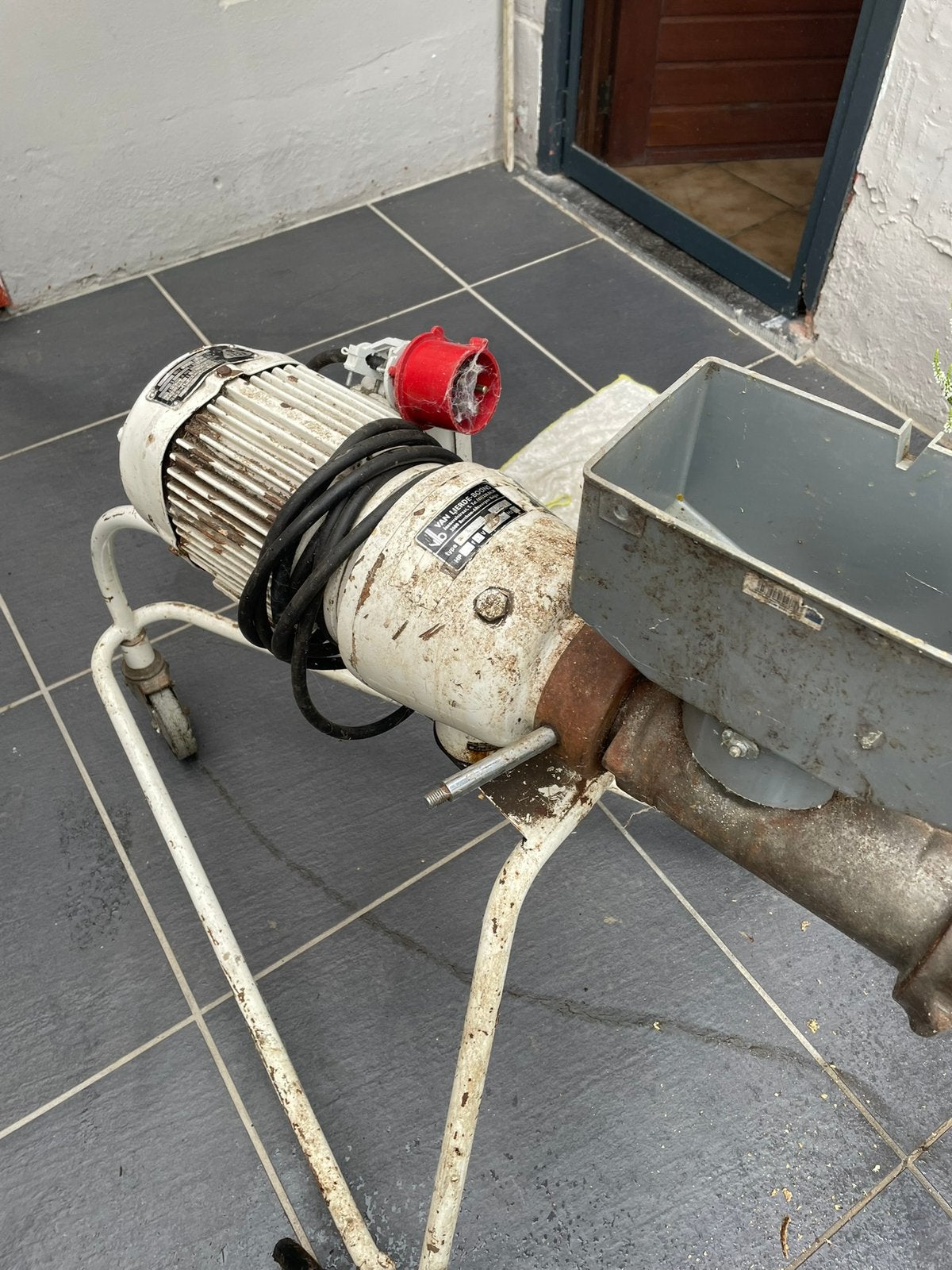 Mobiele vleesmolen 380 volt, Ophalen, Bakkerij en Slagerij