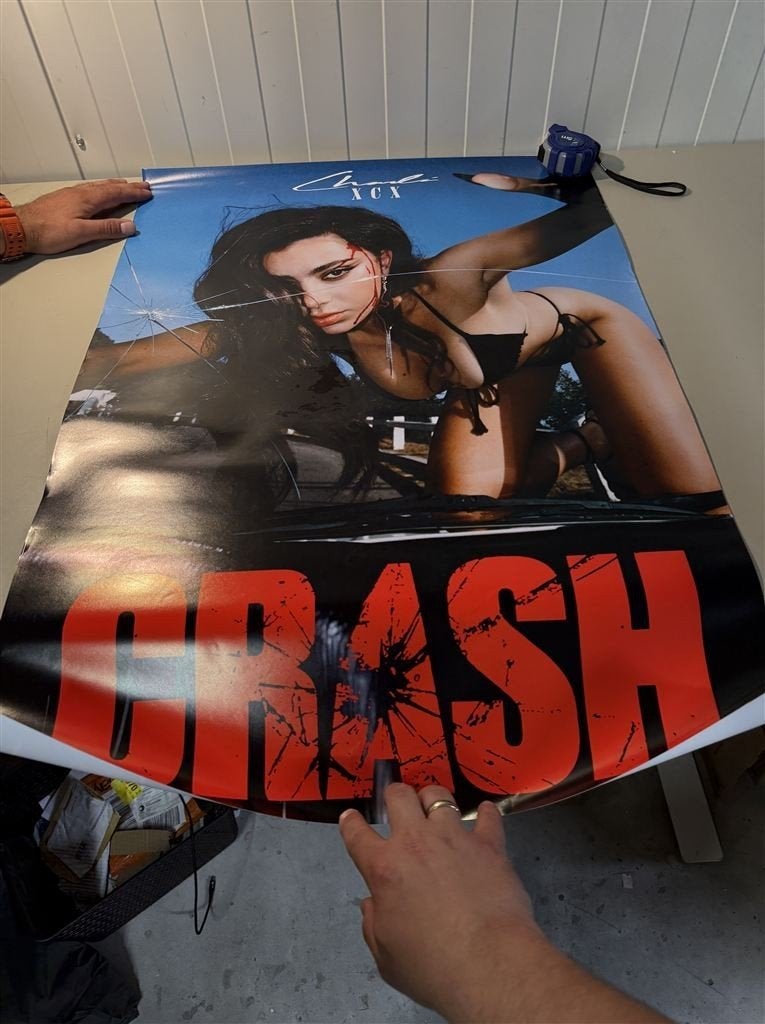 Poster - Crash - XCX, Verzamelen, Posters, Ophalen of Verzenden, Nieuw