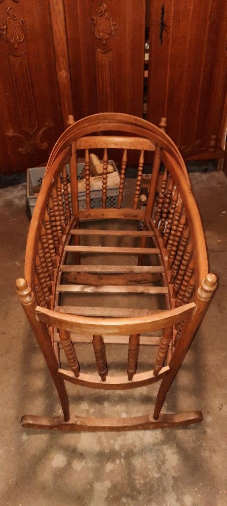 Ancien berceau en bois, Enfants & Bébés, Enlèvement, Utilisé, Berceau