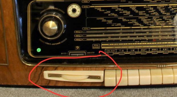 Gezocht kapjes toonregeling Grundig 5050 of 5040, Enlèvement ou Envoi, Comme neuf