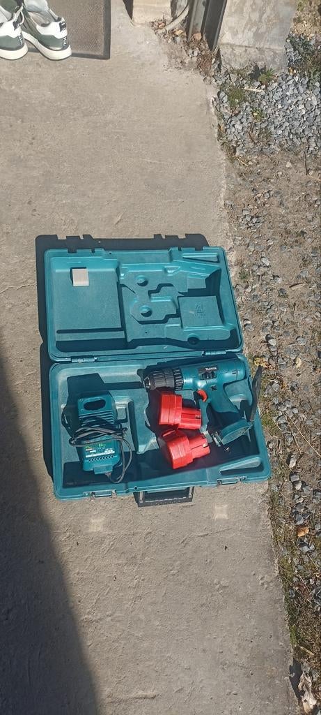 Visseuse Makita pour pièces., Enlèvement