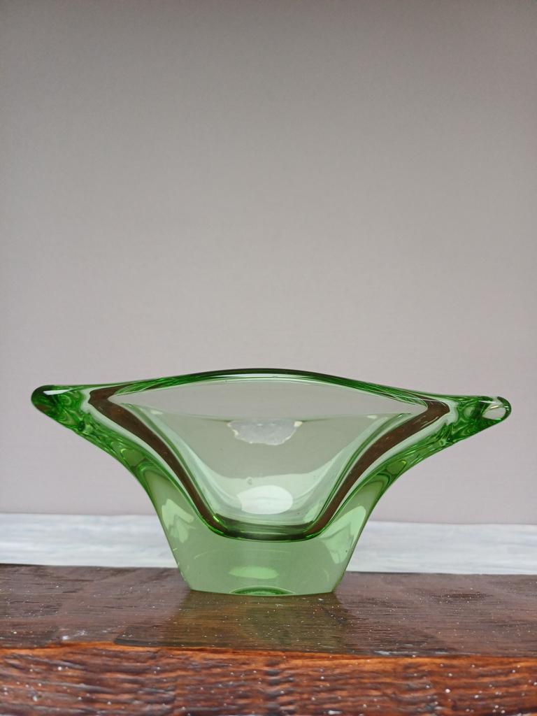val saint lambert schaal groen 20 cm op 15 cm jaren 60, Antiek en Kunst, Ophalen