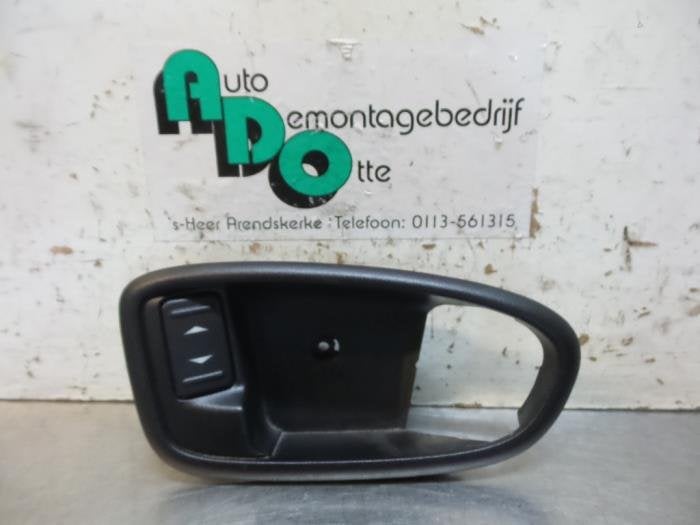 Commutateur vitre électrique d'un Ford Mondeo (Mondeo 07-), -, -, -, Enlèvement ou Envoi