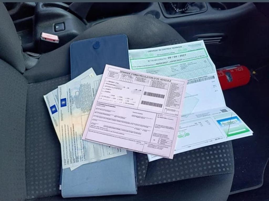 Peugeot 206+ 1.1 benzine, met keuring, Euro 5, LEZ ok, Voorwielaandrijving, Zwart, 4 cilinders, Blauw