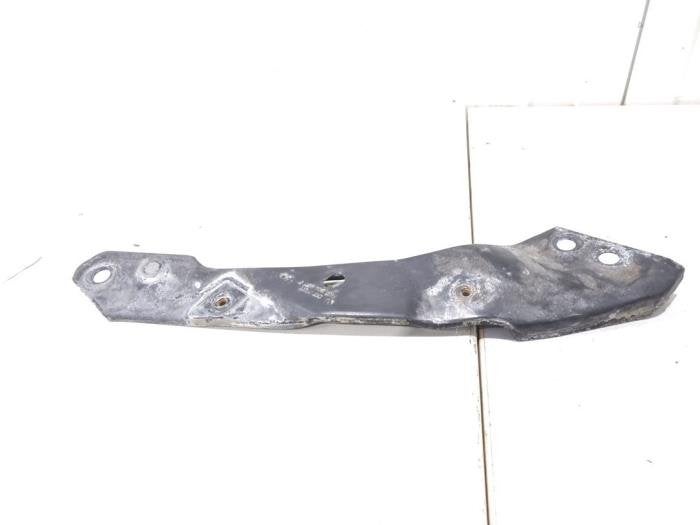 Cadre phare droit d'un Volkswagen Golf, Autos : Pièces & Accessoires, Carrosserie & Tôlerie, Volkswagen, Utilisé, 3 mois de garantie