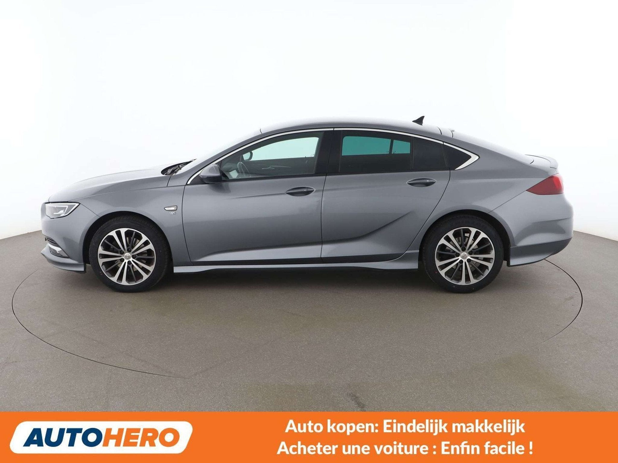 Opel Insignia 1.6 CDTI DPF Business Innovation, Autos, Opel, Argent ou Gris, Achat, Euro 6, Boîte manuelle
