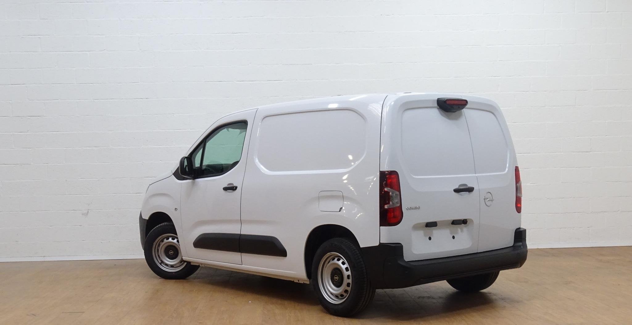 Opel Combo 1.5 Turbo 75kW Light L1H1, Autos, Camionnettes & Utilitaires, Achat, 140 g/km, 4 portes, Entreprise